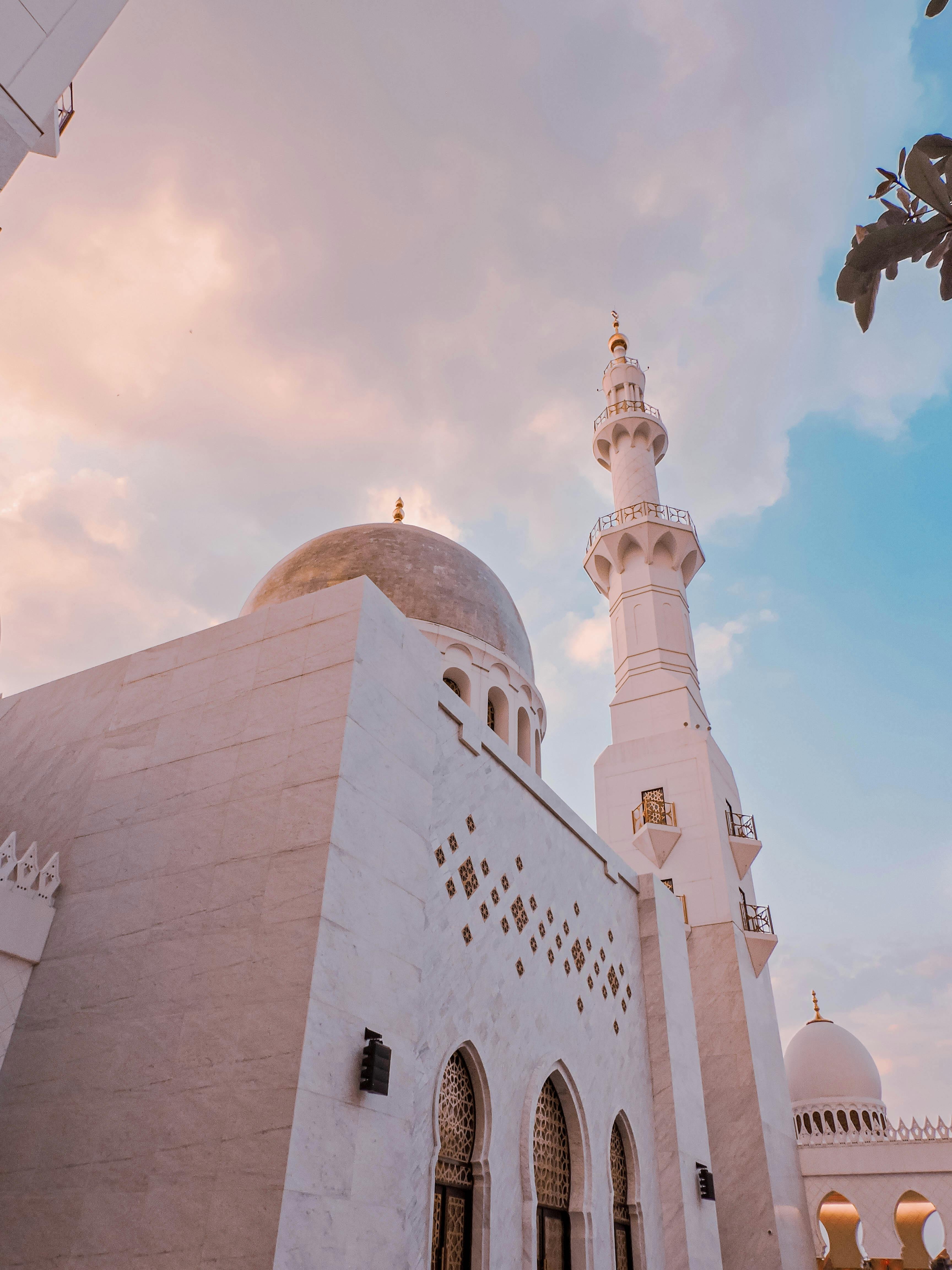 Abu Dhabi Thumbnail 2