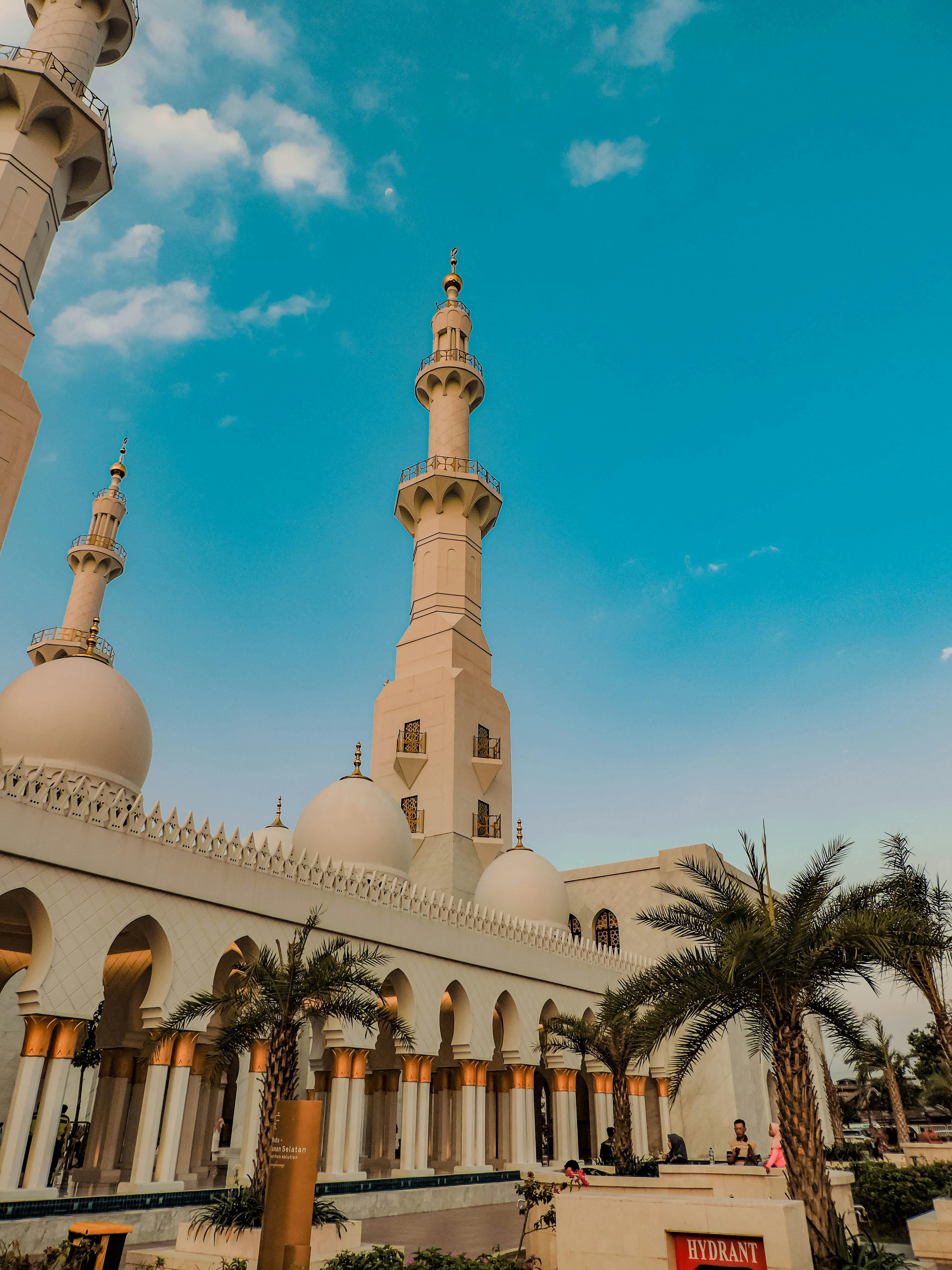 Abu Dhabi Thumbnail 4