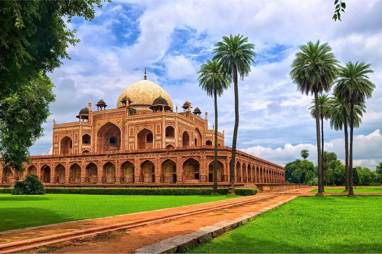 East Delhi - Image 1