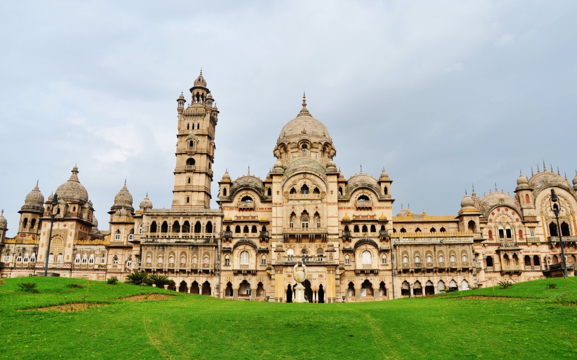 Vadodara Thumbnail 3